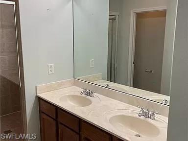 COLONNADE AT FORUM - Residential Lease