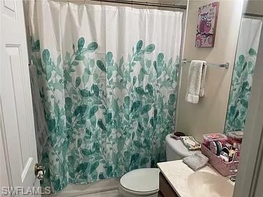 COLONNADE AT FORUM - Residential Lease