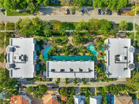 A home in NAPLES