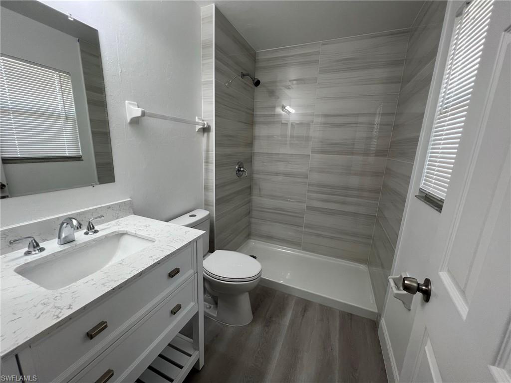 GLENBORO GROVES - Residential