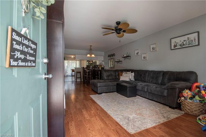 GREAT LOCATION.... CLOSE TO EVERYTHING... Short distance to the beaches, Seed to Table, Mercato and Publix. 
2 plus den with 2 full bath with tile and wood floors.   Enjoy gorgeous lake views from your patio.