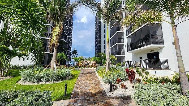 ISLAND WINDS CONDO - Residential