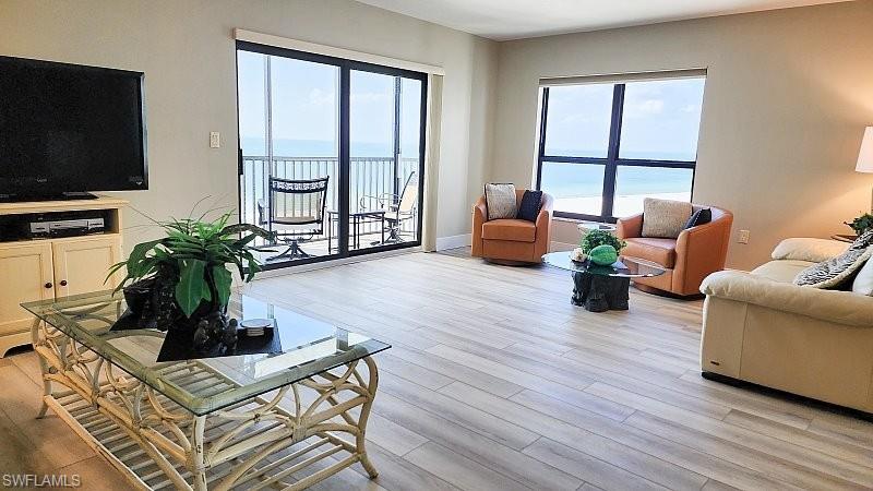 ISLAND WINDS CONDO - Residential
