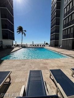 ISLAND WINDS CONDO - Residential