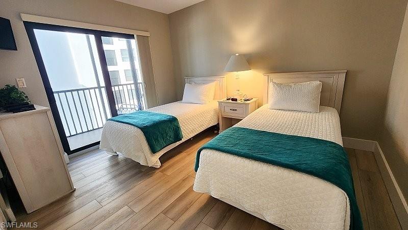 ISLAND WINDS CONDO - Residential