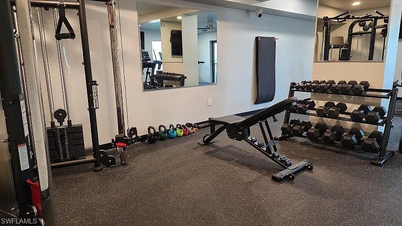 ISLAND WINDS CONDO - Residential