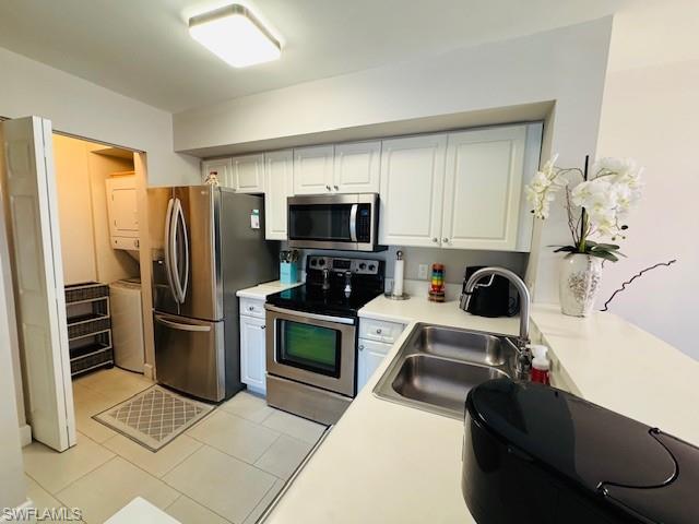 THE ENCLAVE AT NAPLES - Residential Lease