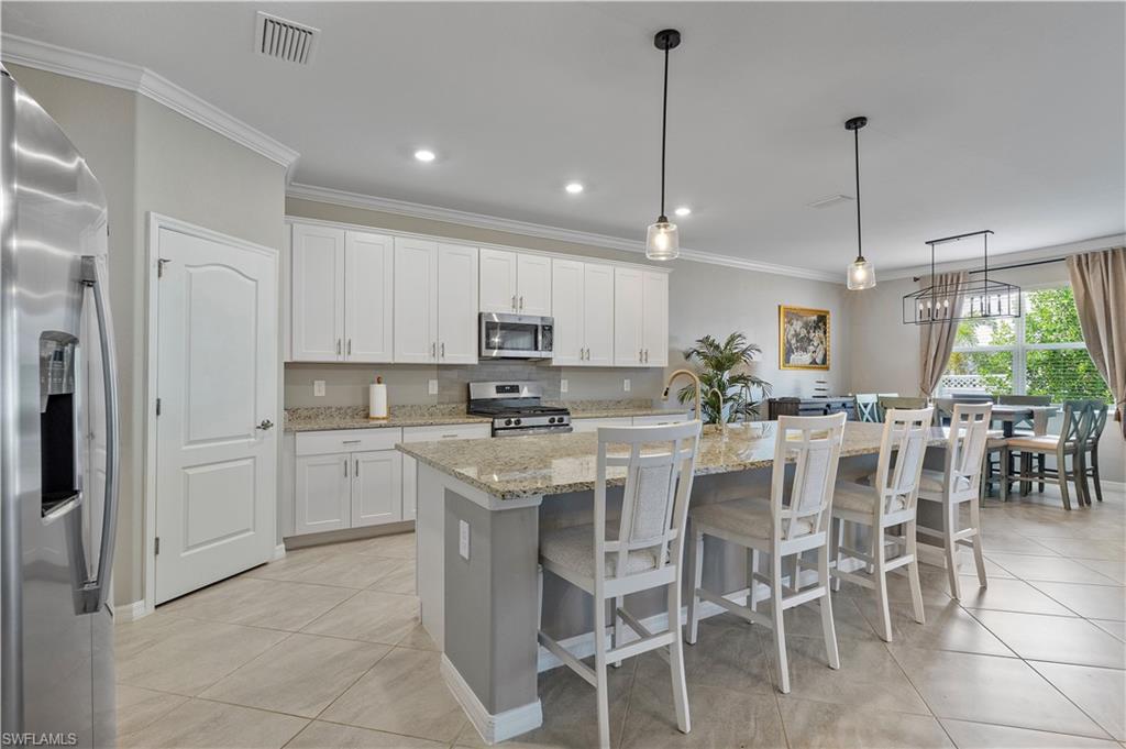 TRAILS EDGE - Residential Lease