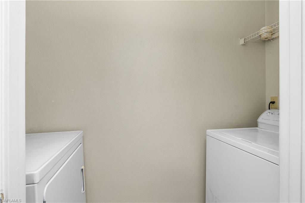 ROYAL GREENS - Residential