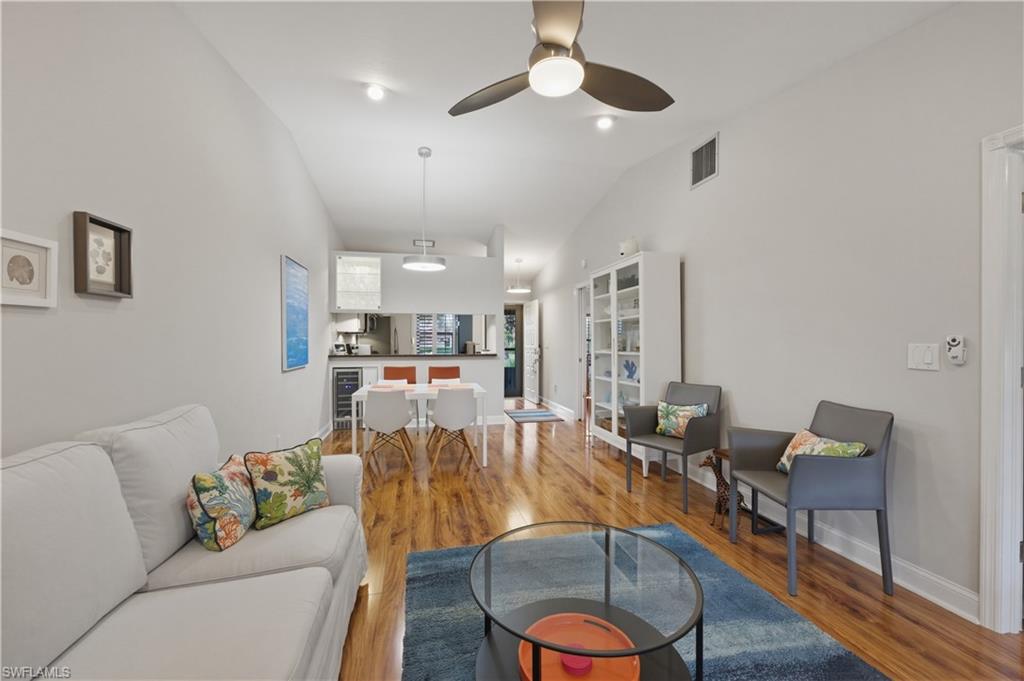 BOCA CIEGA MANOR - Residential