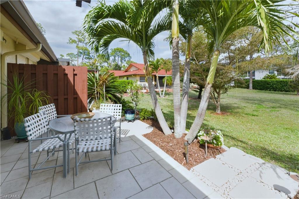 BOCA CIEGA MANOR - Residential