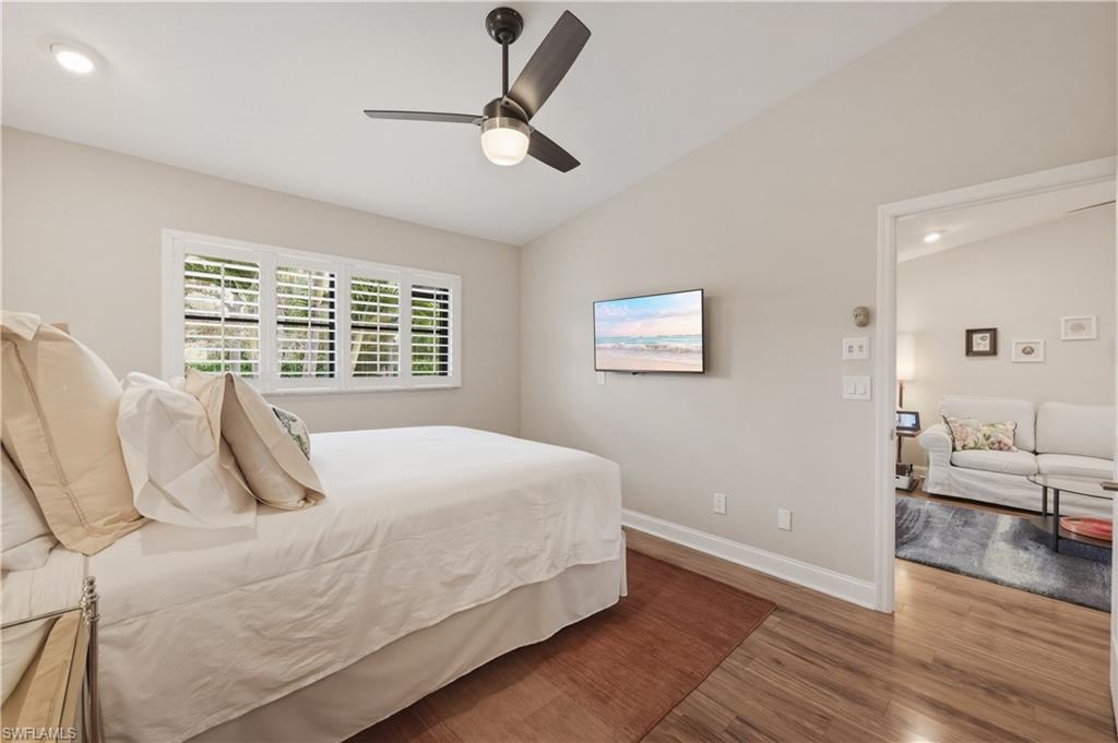 BOCA CIEGA MANOR - Residential