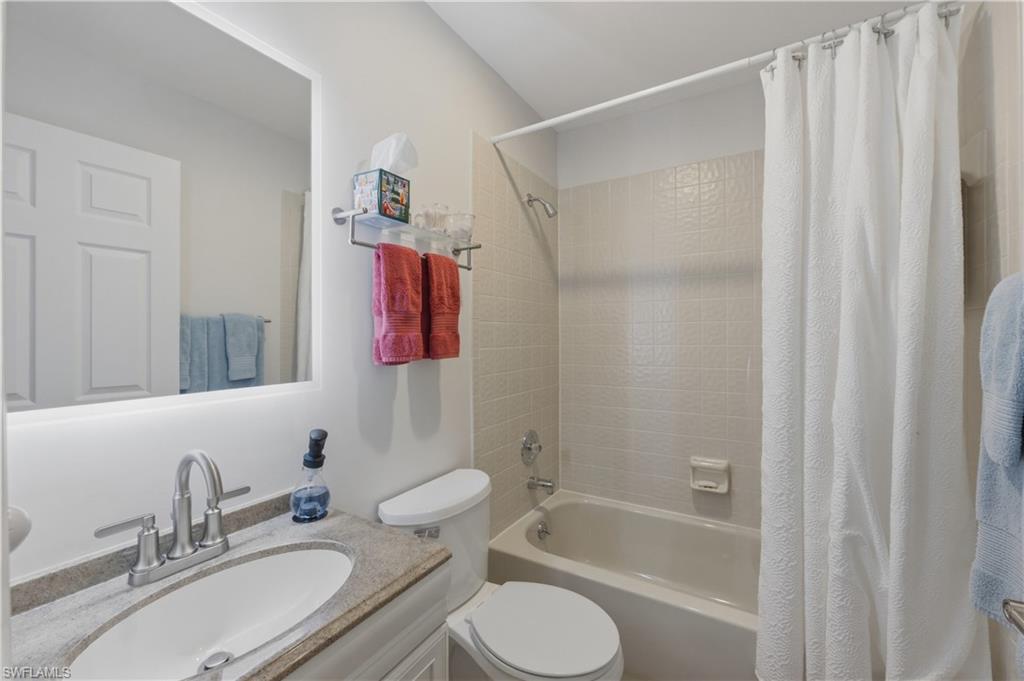 BOCA CIEGA MANOR - Residential