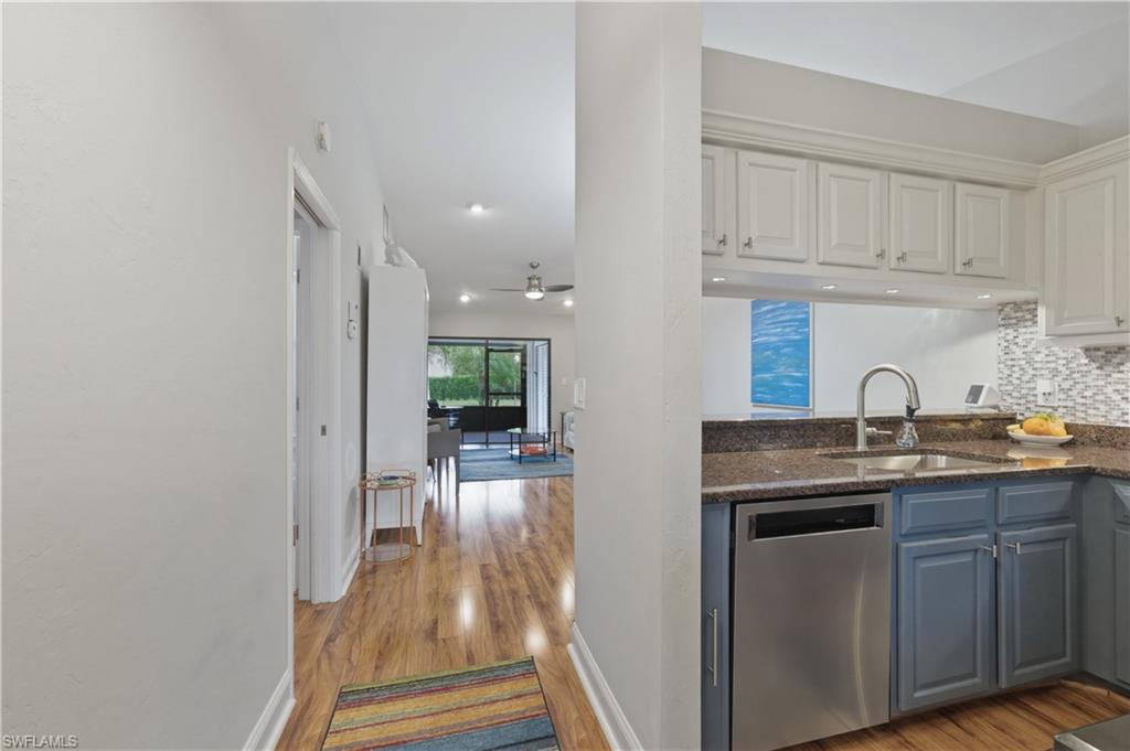 BOCA CIEGA MANOR - Residential