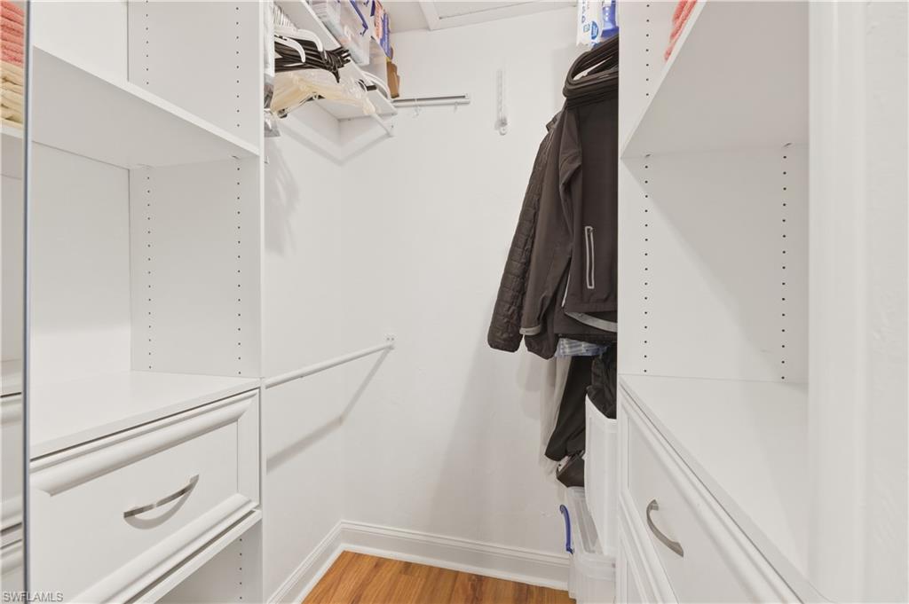 BOCA CIEGA MANOR - Residential