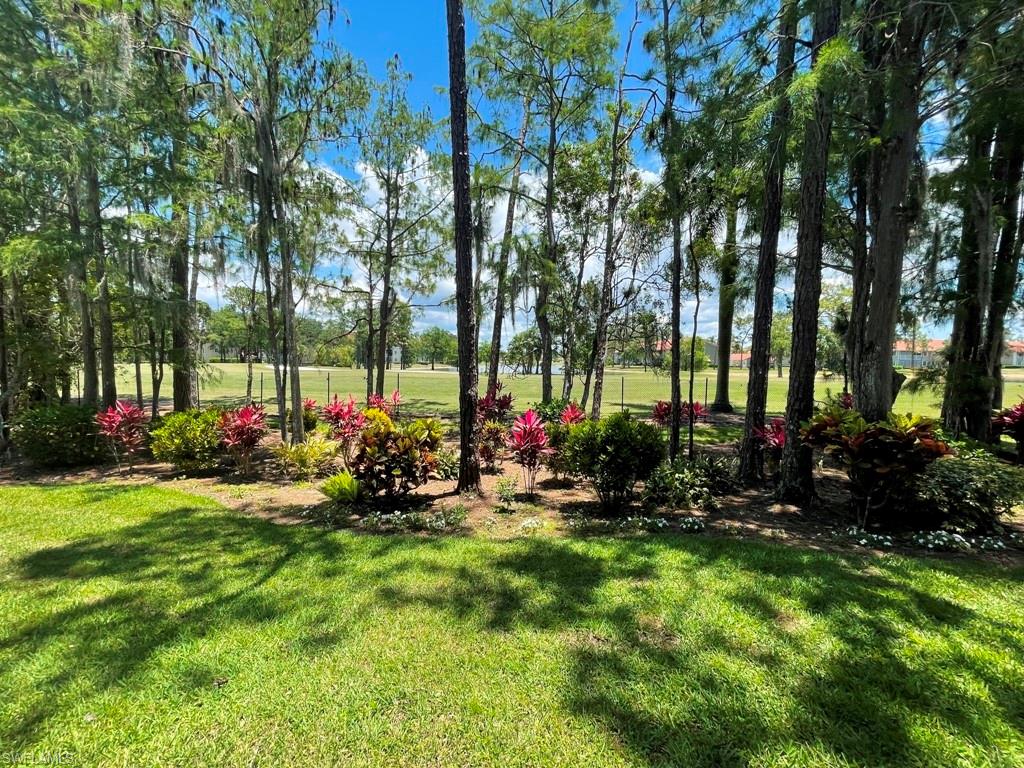 DEAUVILLE LAKE CLUB - Residential