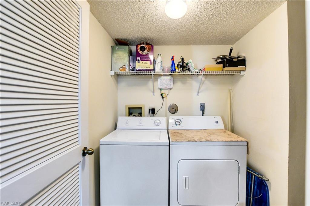 DEAUVILLE LAKE CLUB - Residential