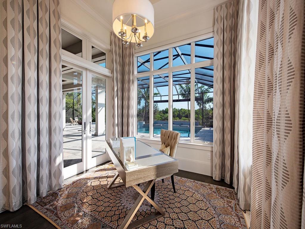 BAY WOODS - Residential