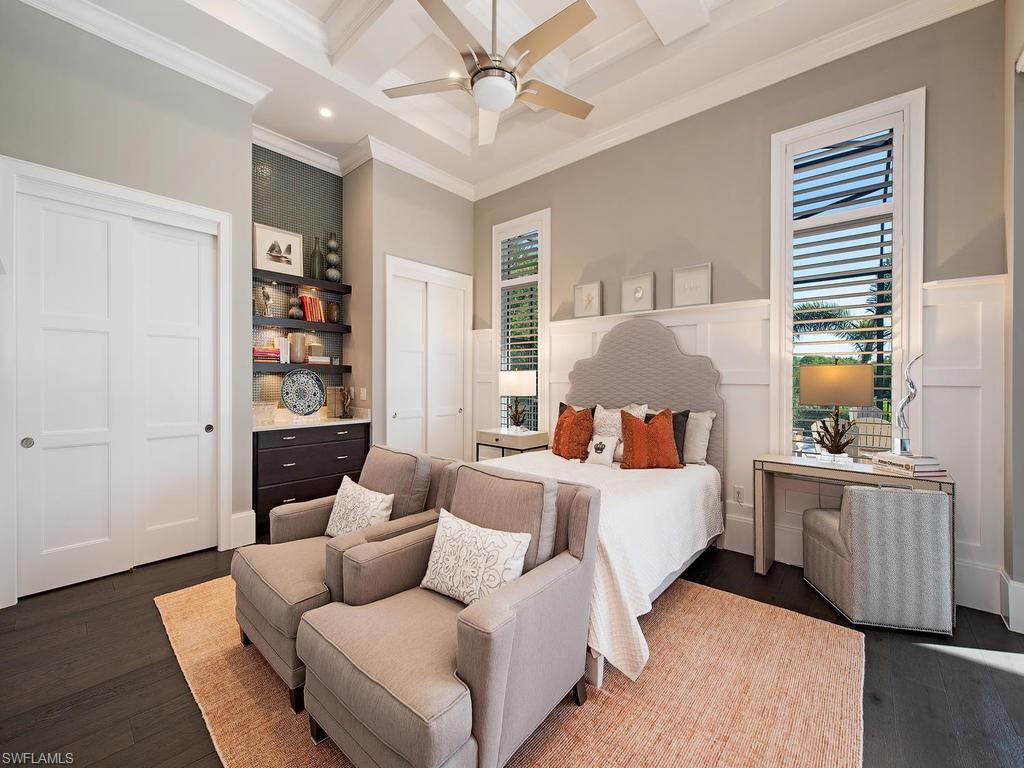 BAY WOODS - Residential