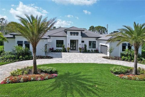 Photo of 12 Banyan RD, NAPLES, FL 34108 (MLS # 226003343)
