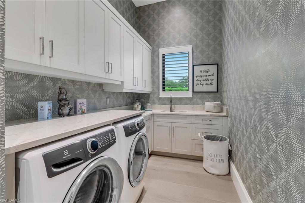 PINE RIDGE ESTATES - Residential