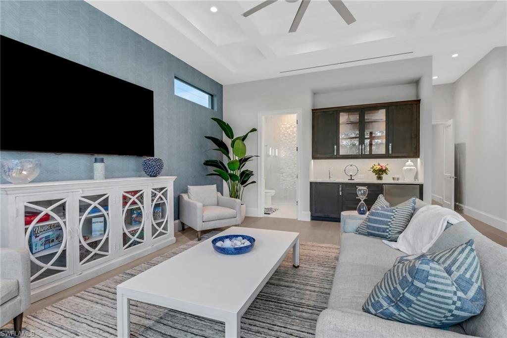 PINE RIDGE ESTATES - Residential