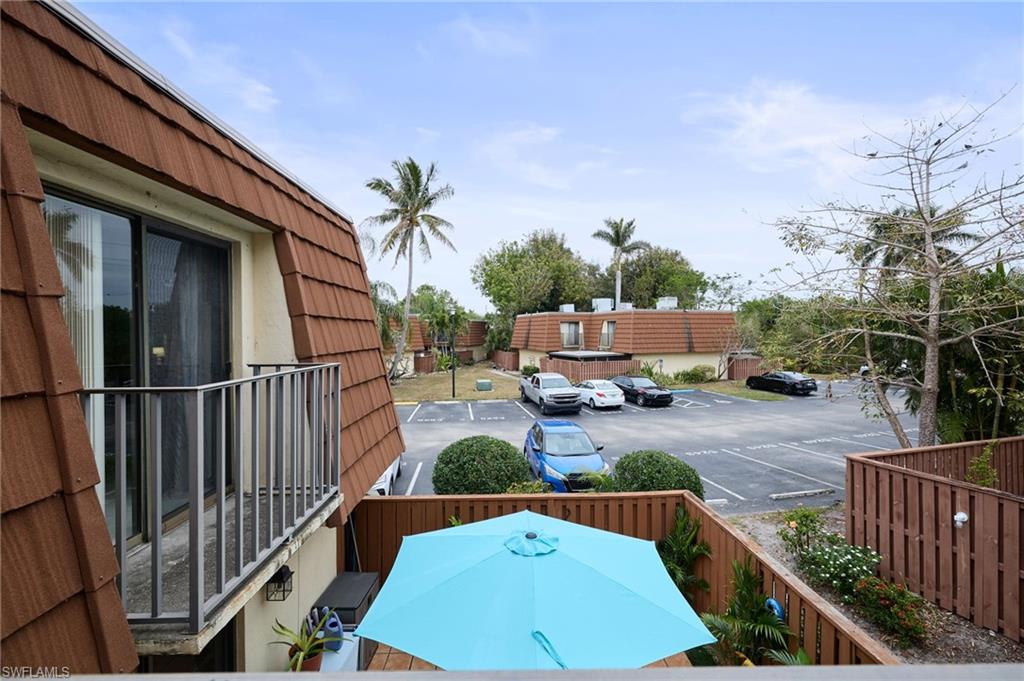 VILLAGE OF CEDARBEND - Residential