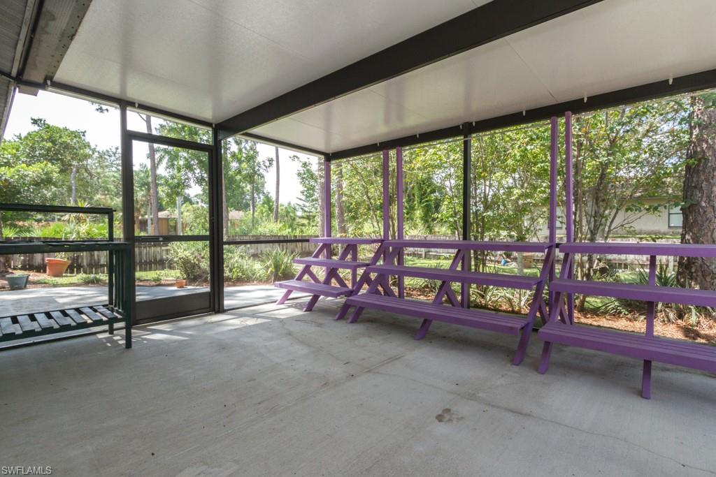 SAN CARLOS PARK - Residential