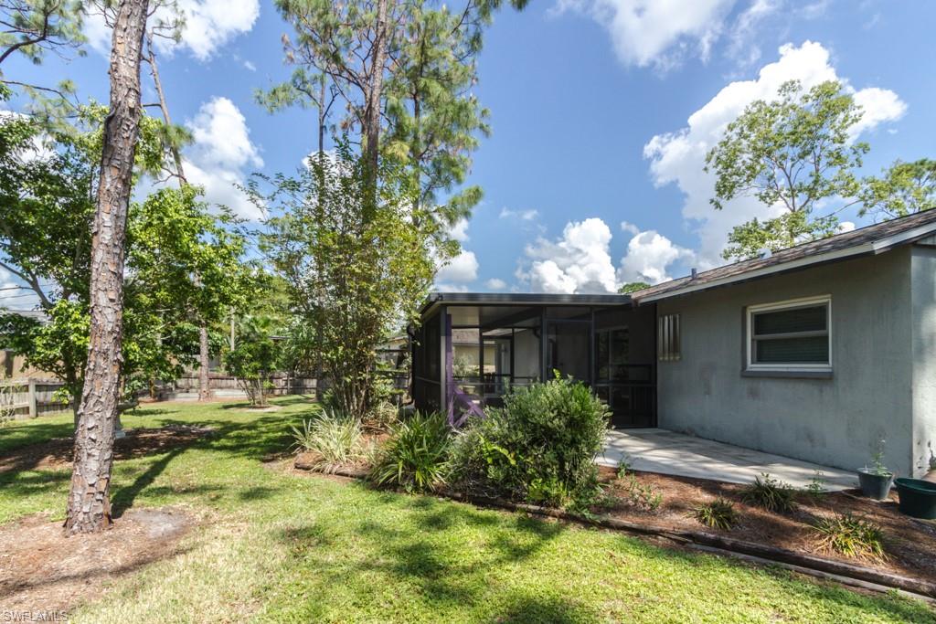 SAN CARLOS PARK - Residential