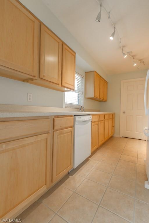 SAN CARLOS PARK - Residential