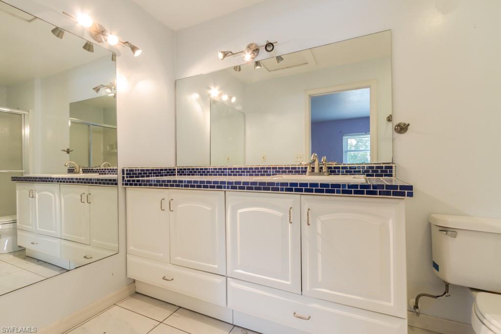 SAN CARLOS PARK - Residential