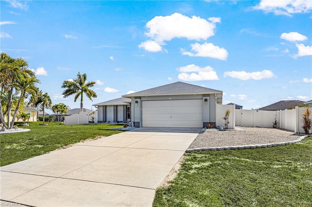 CAPE CORAL - Residential