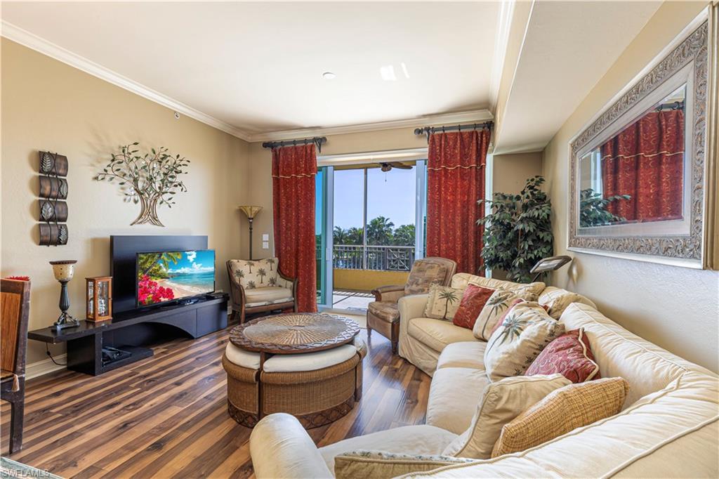 2748 Tiburon BLVD E C404