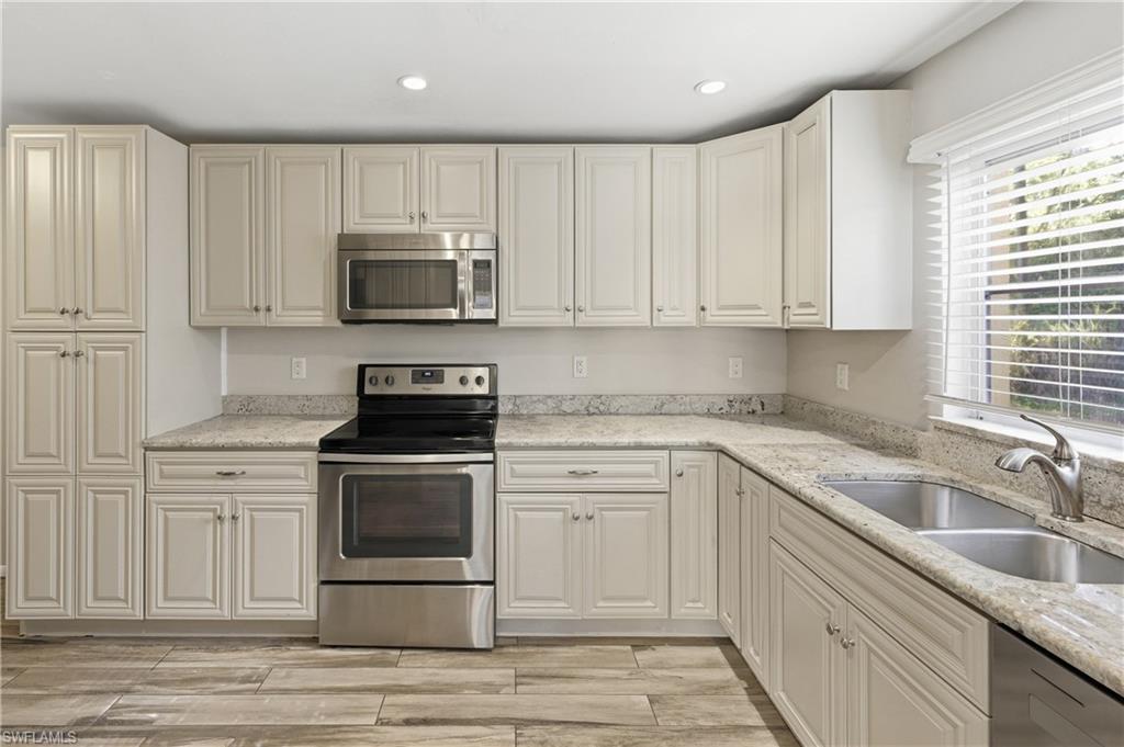 TERRA PALMA - Residential Lease