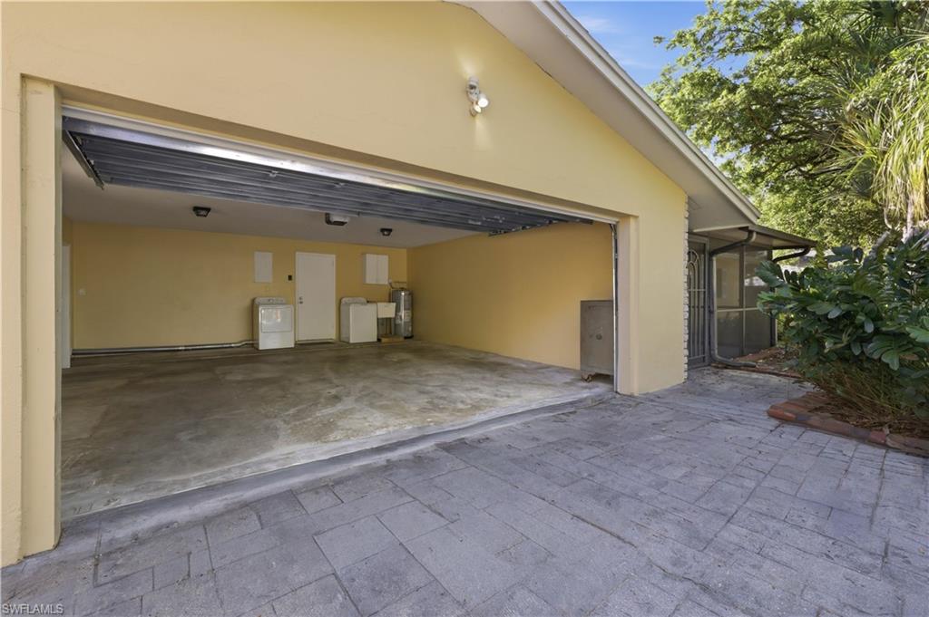 TERRA PALMA - Residential Lease