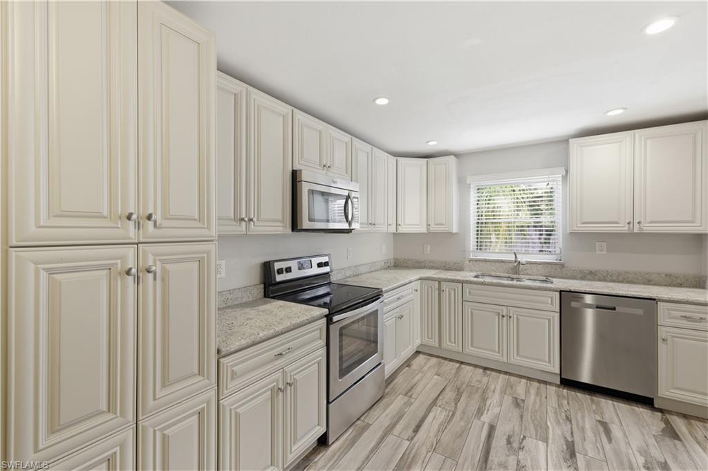 TERRA PALMA - Residential Lease