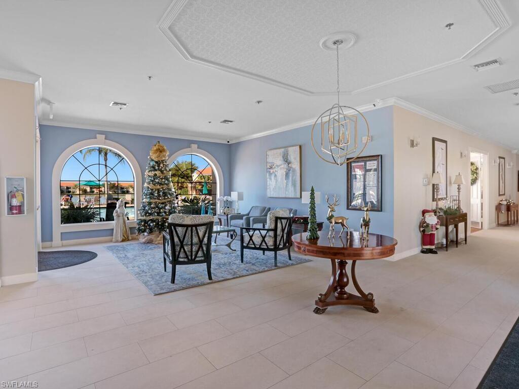 HUNTINGTON LAKES - Residential