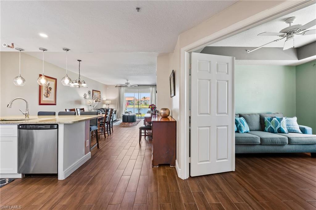 HUNTINGTON LAKES - Residential