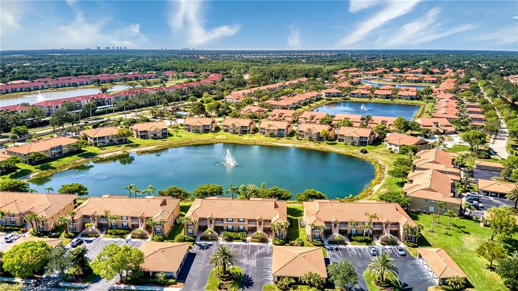 HUNTINGTON LAKES - Residential