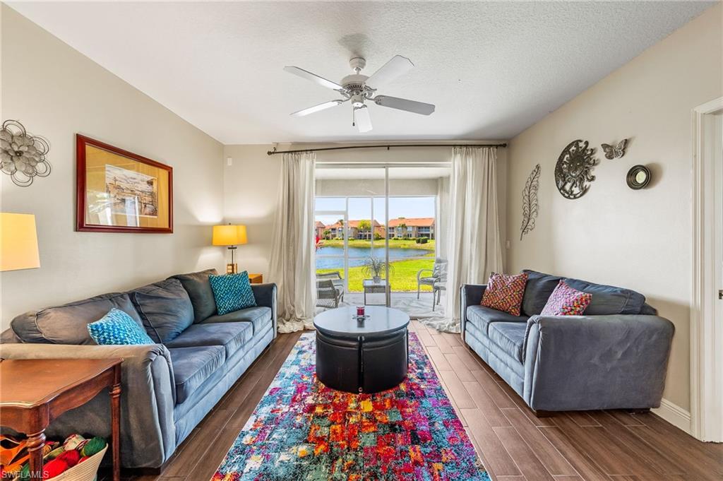 HUNTINGTON LAKES - Residential