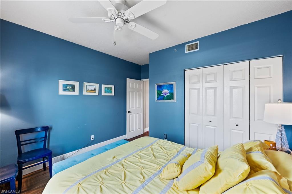 HUNTINGTON LAKES - Residential