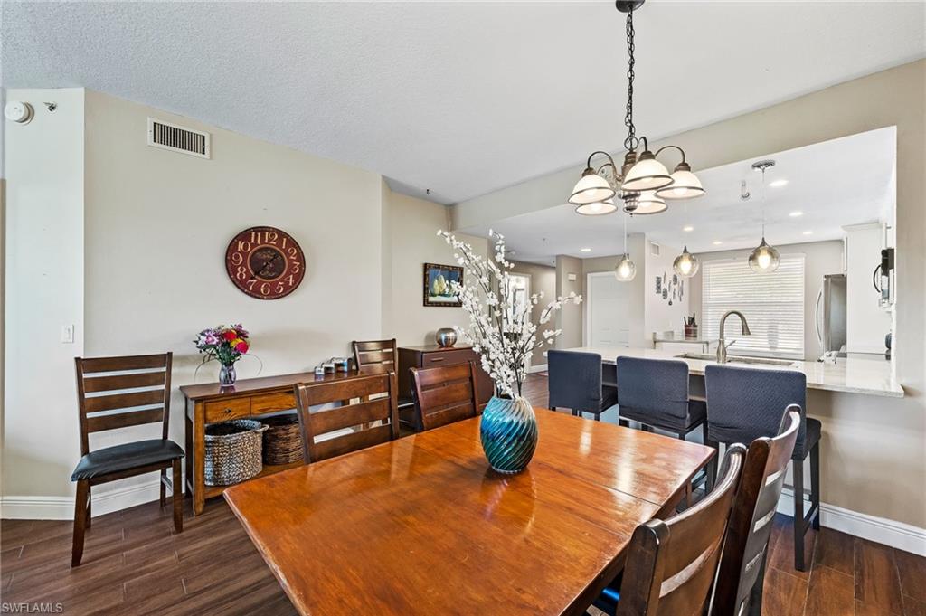 HUNTINGTON LAKES - Residential