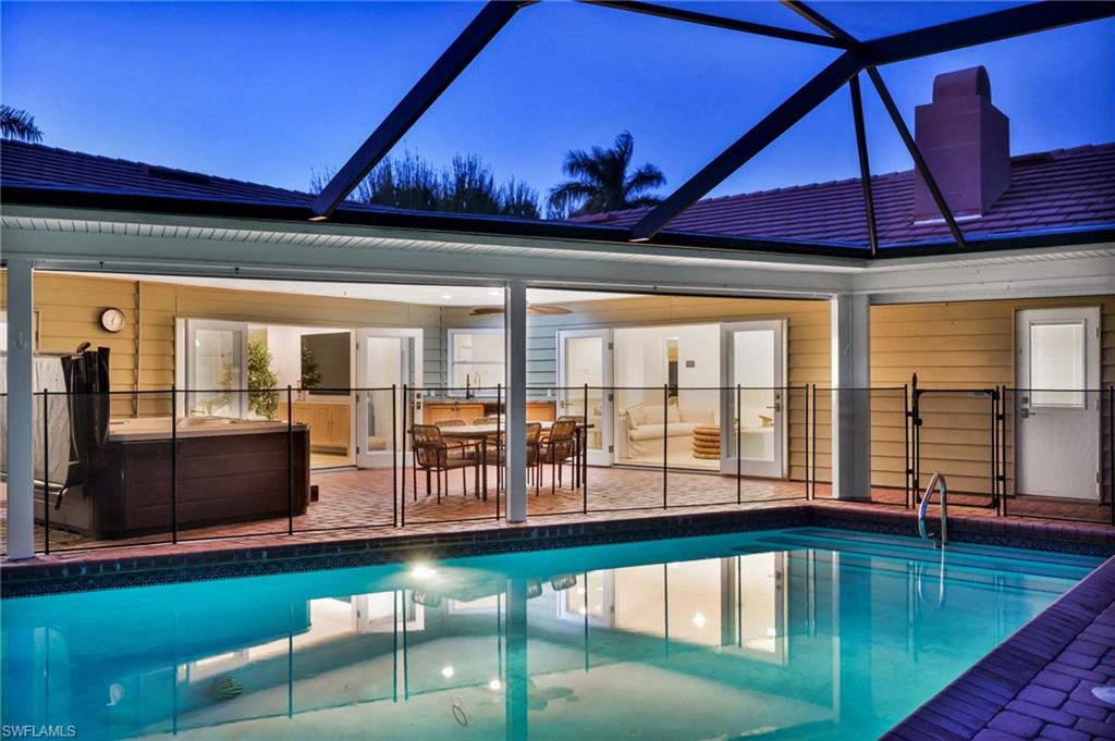 PARK SHORE - Residential