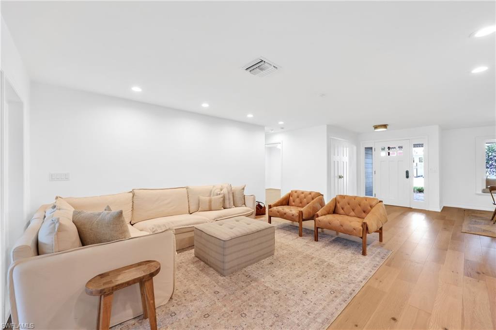 PARK SHORE - Residential