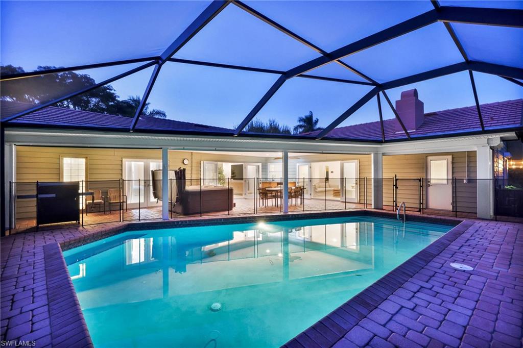 PARK SHORE - Residential