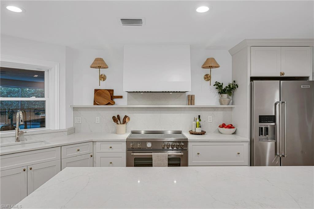 4870 Whispering Pine WAY