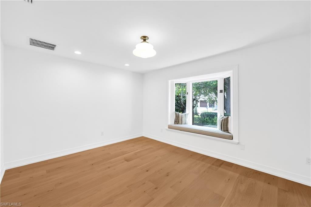 PARK SHORE - Residential