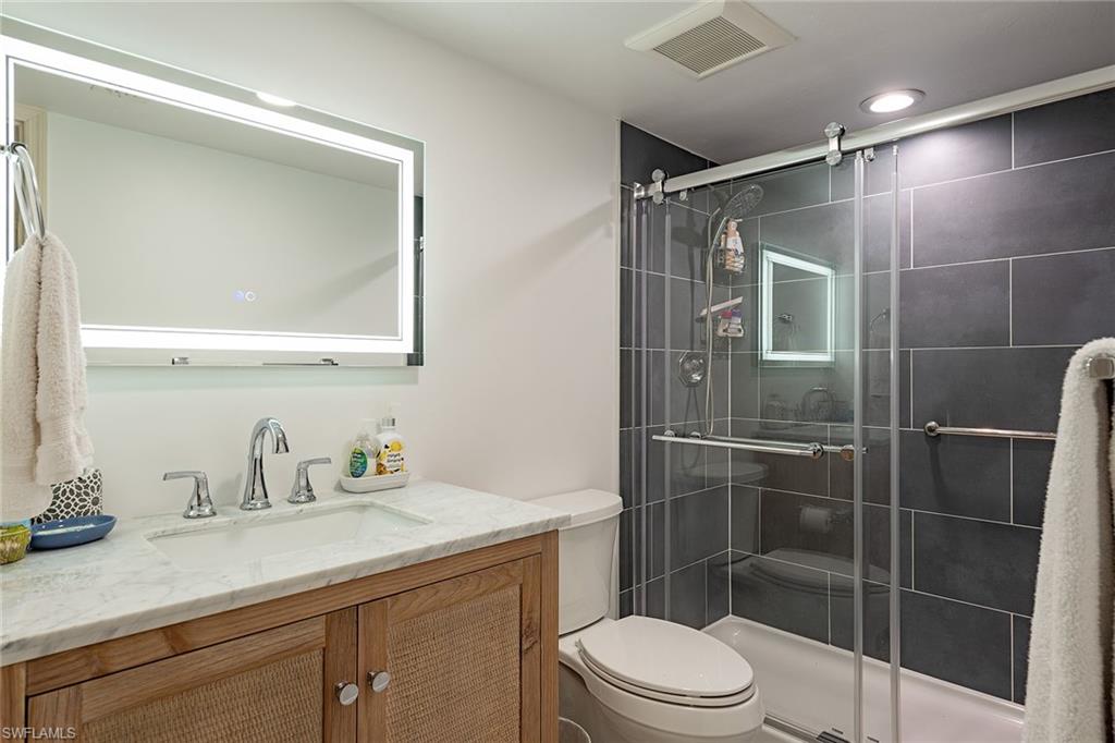 SMOKEHOUSE HARBOUR - Residential Lease