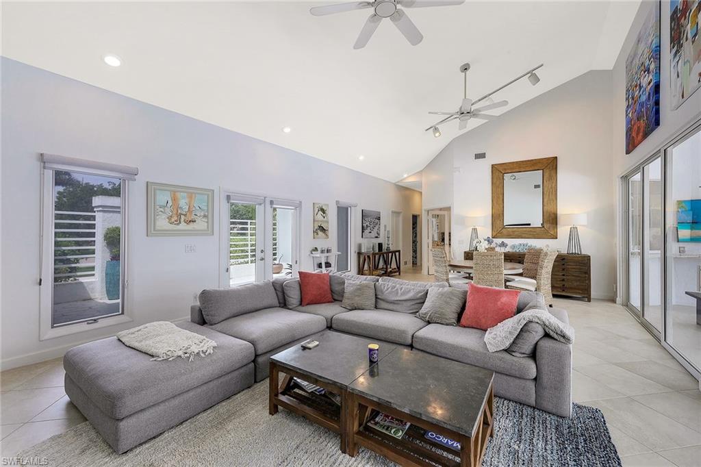 MARCO BEACH - Residential