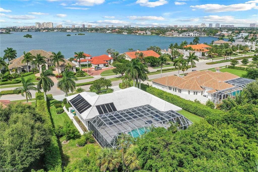 MARCO BEACH - Residential